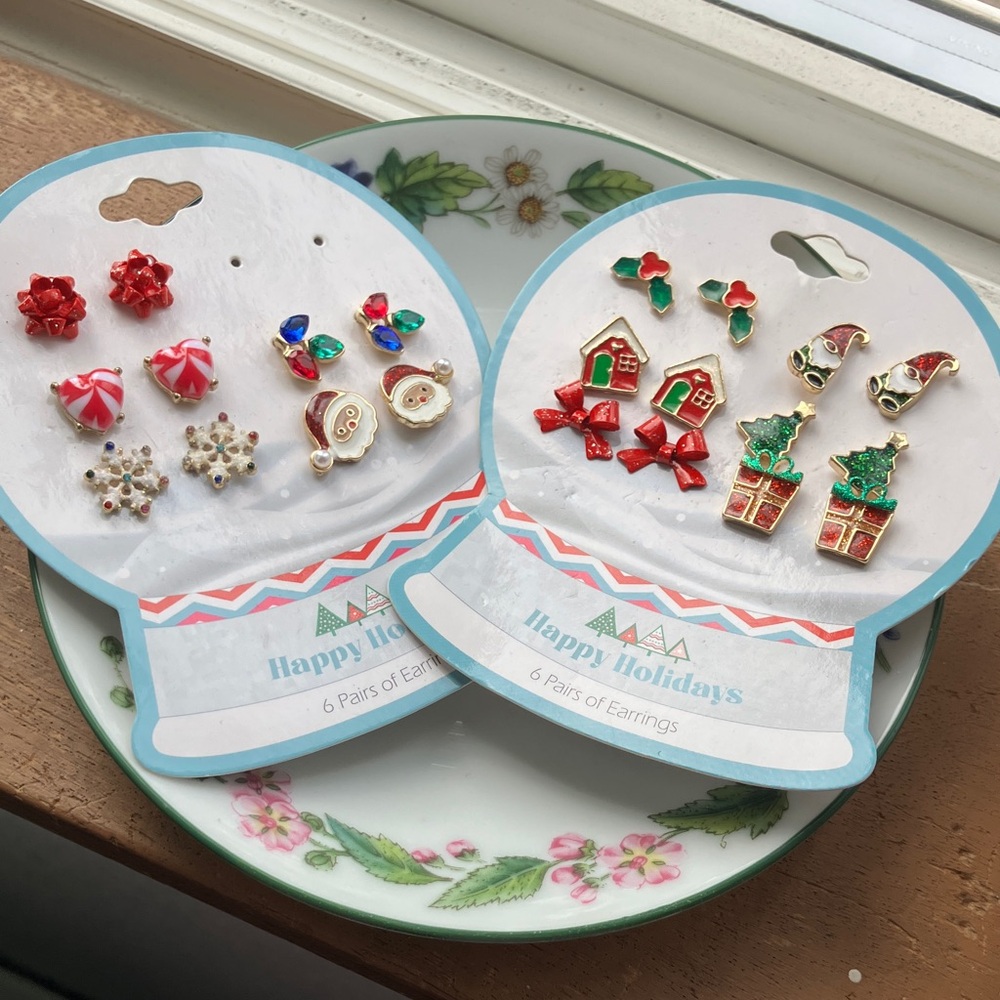 Festive Holiday Earring Set